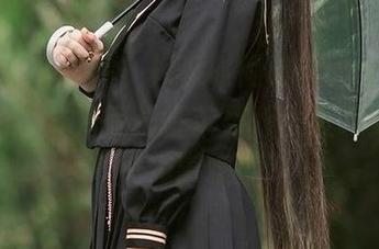 嘘，抓紧时间访问zzzttt03黑料不打烊万篇长征苹果版，发现更多吃瓜趣事哦！