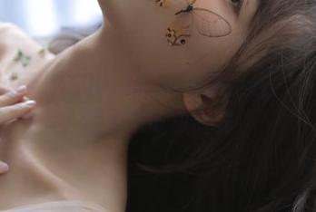 吃瓜网入口安卓版上线，少女们的欢乐吃瓜时光